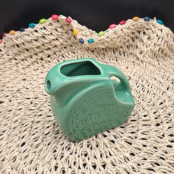 FIESTAWARE HLC Meadow Mini Disc Pitcher 2019 - Picture 1 of 5